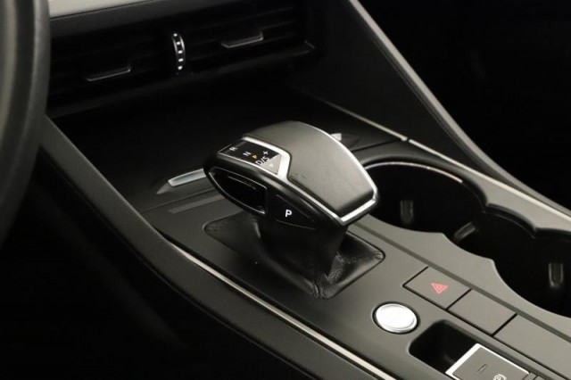 Volkswagen Touareg  3.0 TDI 