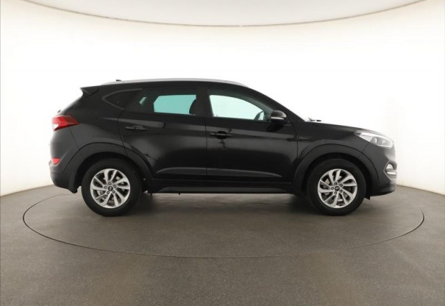 Hyundai Tucson  1.7 CRDi 