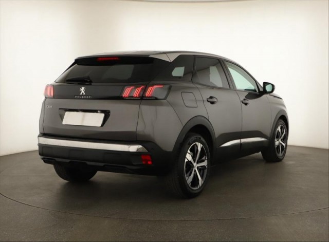 Peugeot 3008  1.5 BlueHDi 
