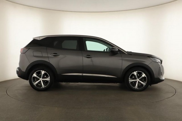 Peugeot 3008  1.5 BlueHDi 