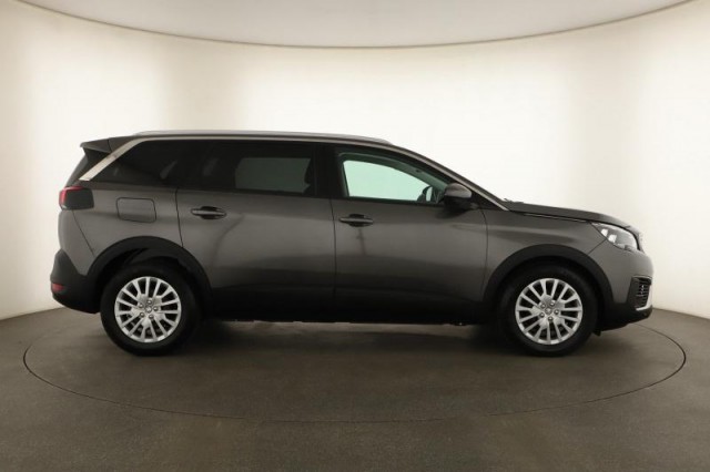 Peugeot 5008  PureTech 130 