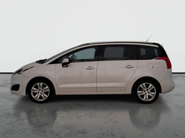 Peugeot 5008  1.6 HDi 