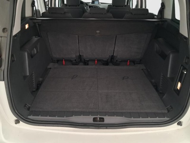 Peugeot 5008  1.6 HDi 
