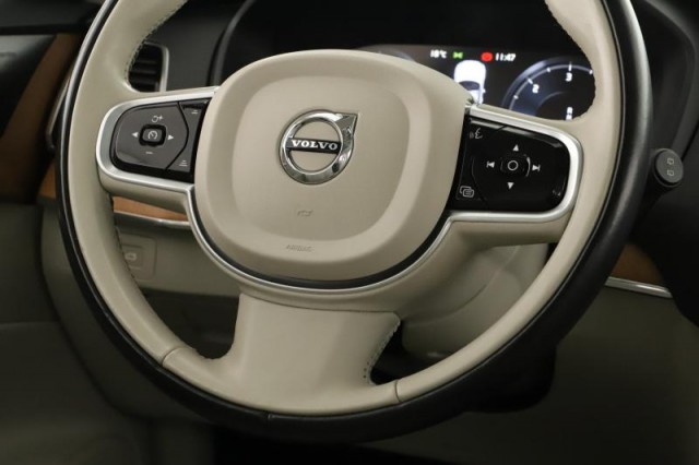 Volvo XC90  B5 AWD 