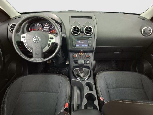 Nissan Qashqai  1.6 