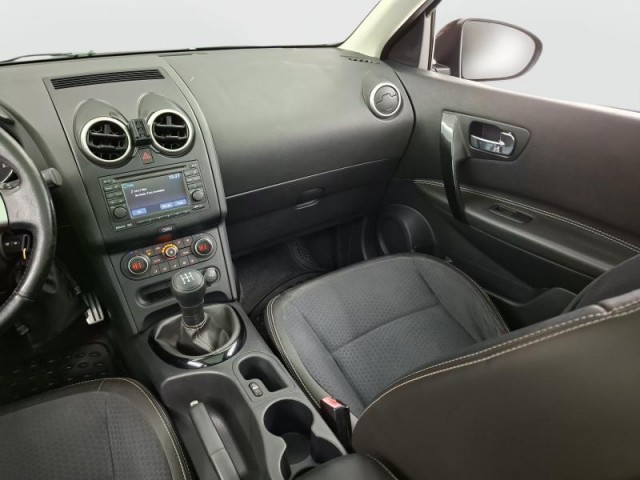 Nissan Qashqai  1.6 