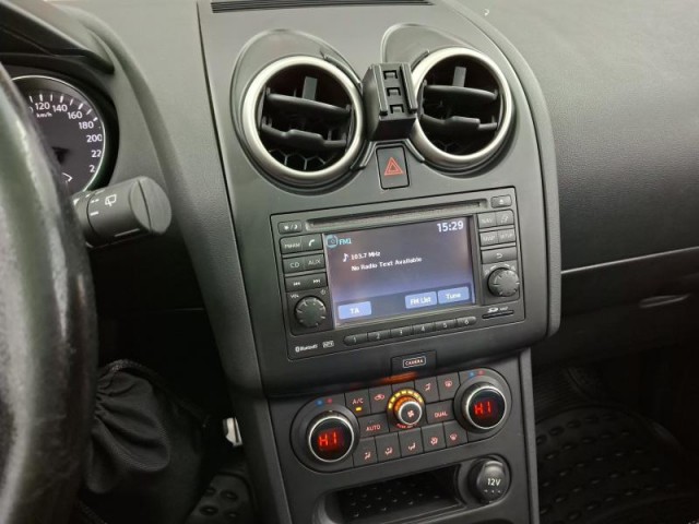 Nissan Qashqai  1.6 