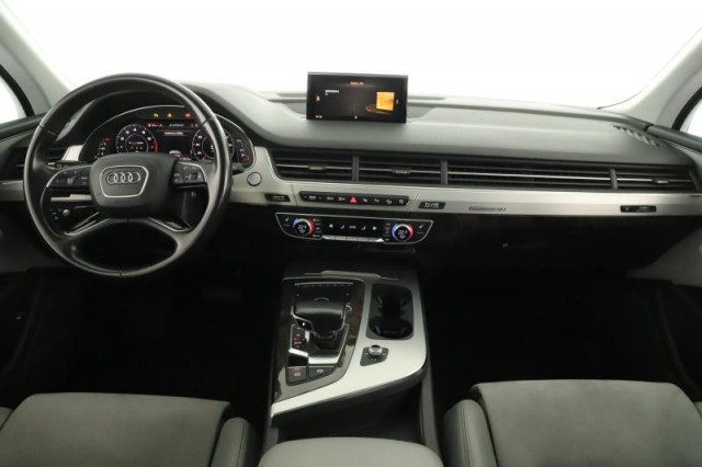 Audi Q7  3.0 TFSI 