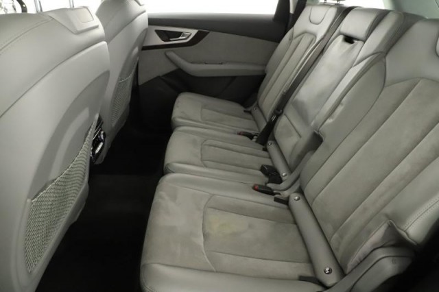 Audi Q7  3.0 TFSI 