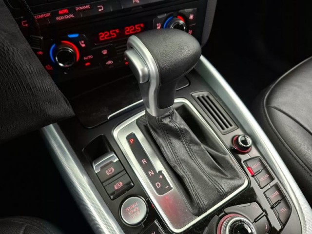 Audi Q5  3.0 TDI 