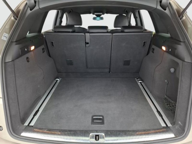 Audi Q5  3.0 TDI 