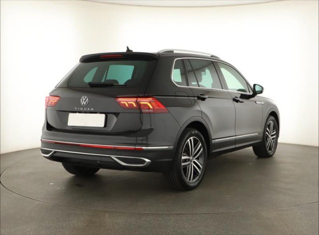 Volkswagen Tiguan  1.5 TSI Elegance
