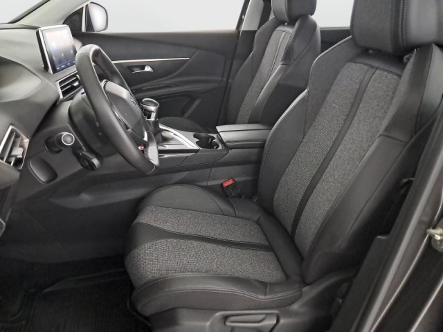 Peugeot 5008  PureTech 130 