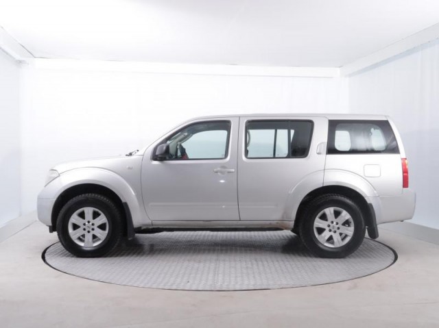 Nissan Pathfinder  2.5 dCi 