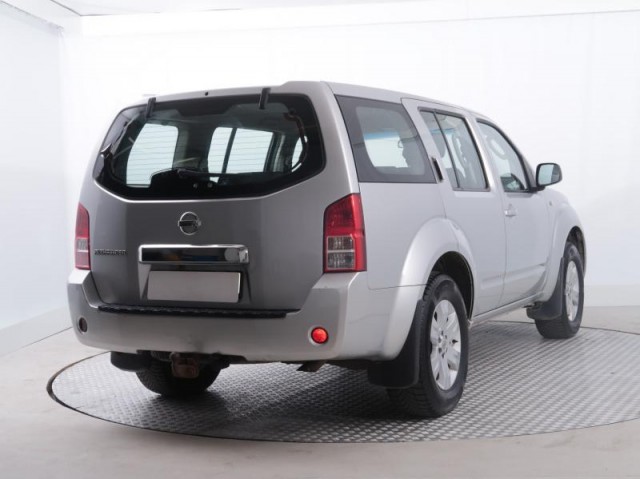 Nissan Pathfinder  2.5 dCi 