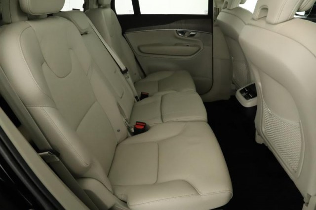 Volvo XC90  B5 AWD 