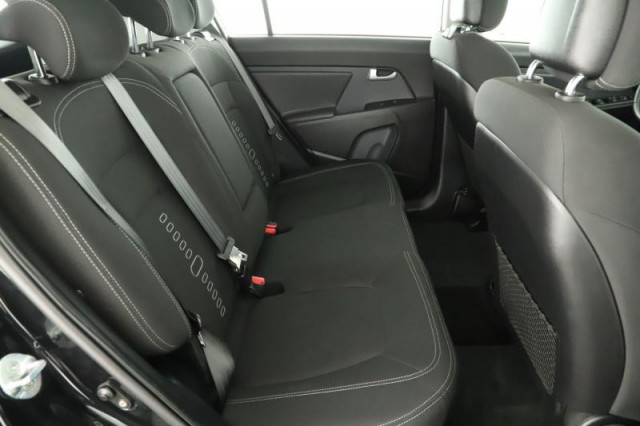 Kia Sportage  2.0 CRDi 