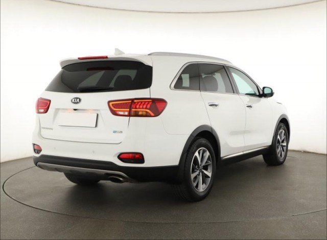 Kia Sorento  2.2 CRDi 