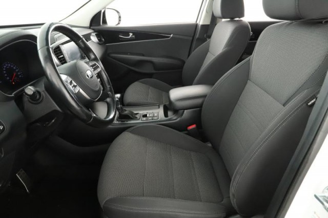 Kia Sorento  2.2 CRDi 