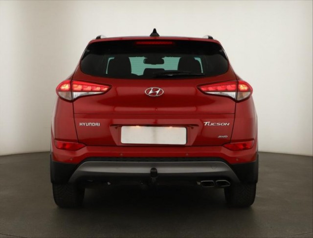 Hyundai Tucson  2.0 CRDi 