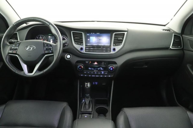 Hyundai Tucson  2.0 CRDi 