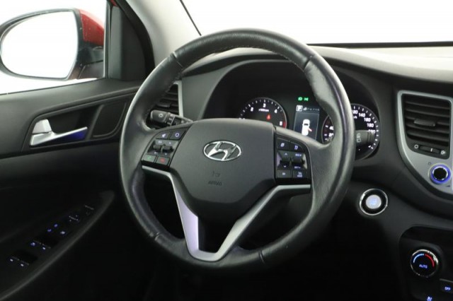 Hyundai Tucson  2.0 CRDi 