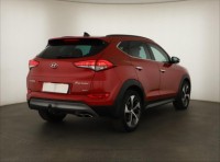 Hyundai Tucson  2.0 CRDi 