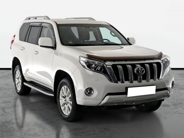 Toyota Land Cruiser  2.8 D-4D Invincible