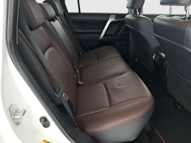 Toyota Land Cruiser  2.8 D-4D Invincible