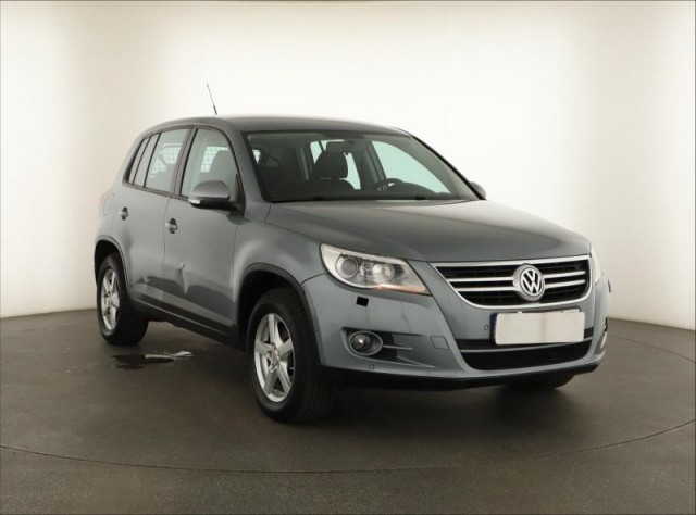 Volkswagen Tiguan  2.0 TSI 