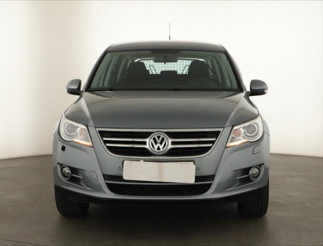 Volkswagen Tiguan  2.0 TSI 