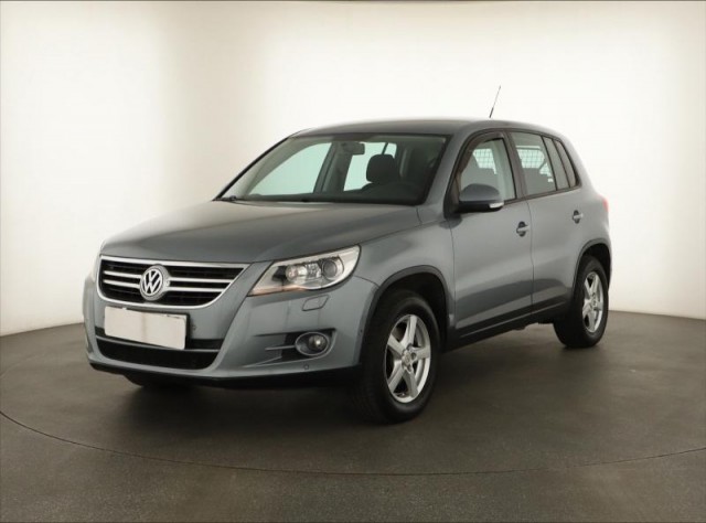 Volkswagen Tiguan  2.0 TSI 