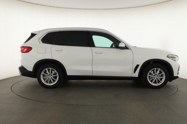 BMW X5  xDrive40i 