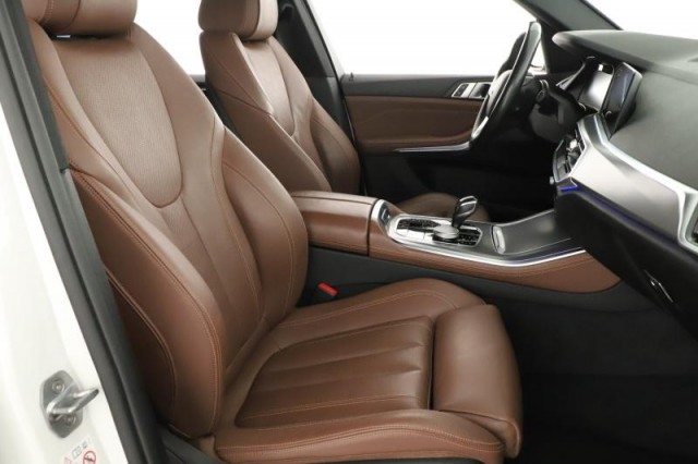 BMW X5  xDrive40i 