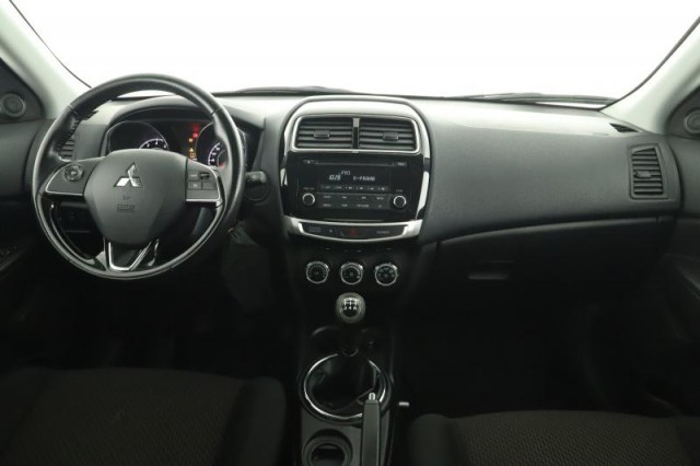 Mitsubishi ASX  1.6 MIVEC 