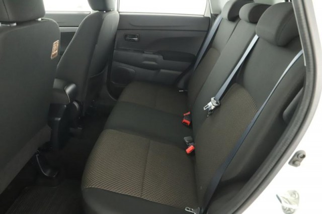 Mitsubishi ASX  1.6 MIVEC 