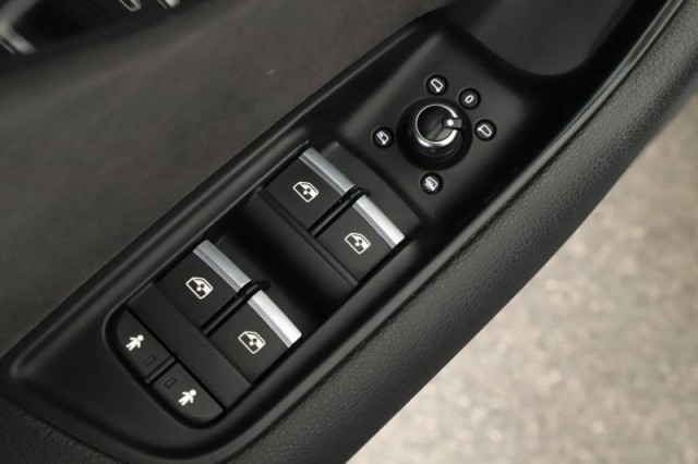 Audi Q7  3.0 TDI S-Line