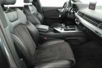 Audi Q7  3.0 TDI S-Line