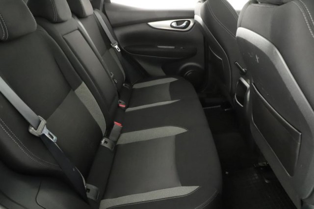 Nissan Qashqai  1.2 DIG-T 