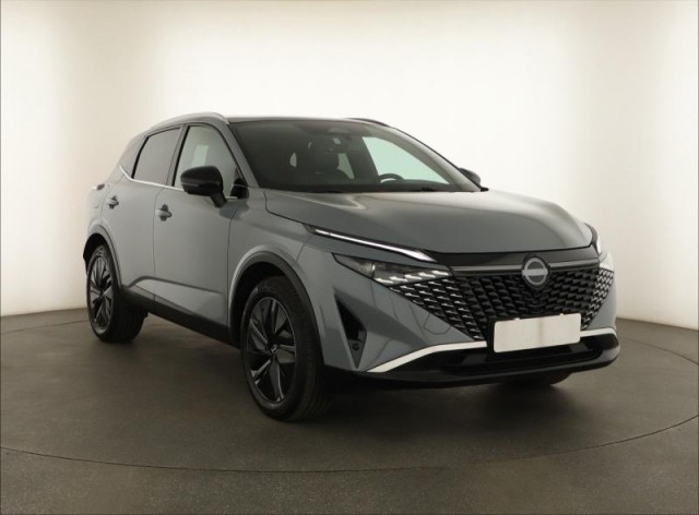 Nissan Qashqai  1.3 DIG-T MHEV Tekna