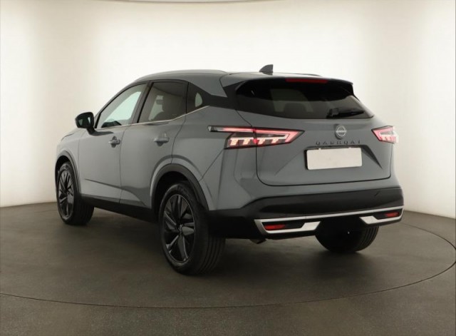 Nissan Qashqai  1.3 DIG-T MHEV Tekna