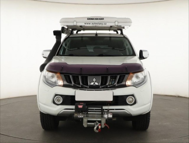 Mitsubishi L200  2.4 DI-D 