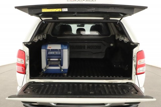 Mitsubishi L200  2.4 DI-D 