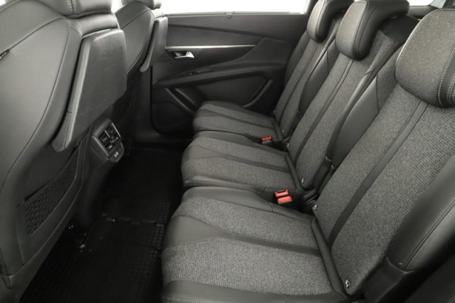Peugeot 5008  1.5 BlueHDi 