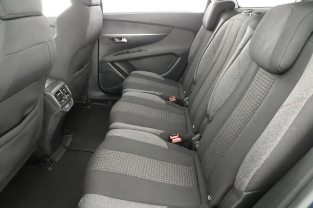 Peugeot 5008  1.5 BlueHDi 