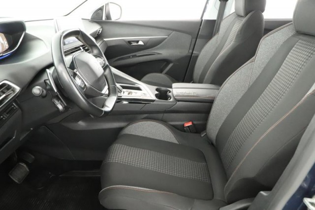 Peugeot 5008  1.5 BlueHDi 