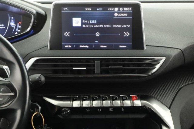 Peugeot 5008  1.5 BlueHDi 