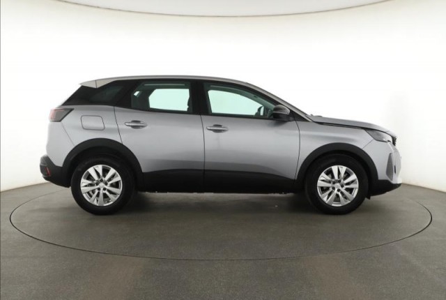 Peugeot 3008  1.2 PureTech Active Pack