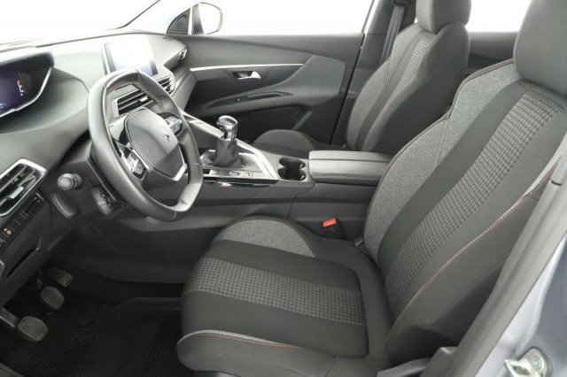 Peugeot 3008  1.2 PureTech Active Pack
