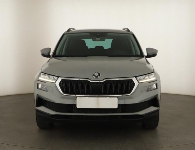Škoda Karoq  1.5 TSI Fresh